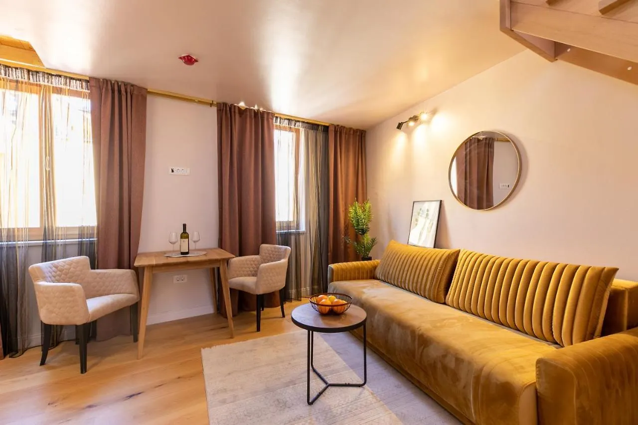 Jupiter Center Apartments Pula 0*,  Croatia